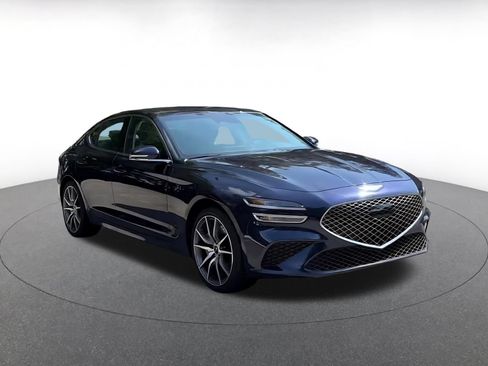 Used 2026 Genesis G70 2.5T RWD image 3