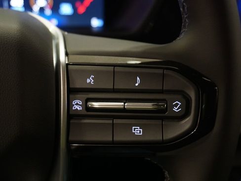 New 2026 Chevrolet Colorado W/T image 21