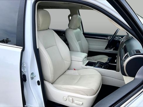 Used 2020 Lexus GX 460 Luxury w/ Accessory Package AWD/4WD image 9