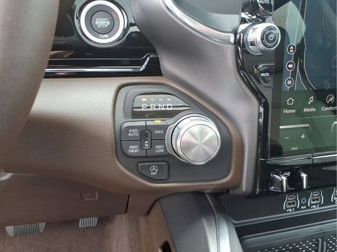 New 2026 RAM 1500 Laramie w/ Advanced Safety Group II AWD/4WD image 23