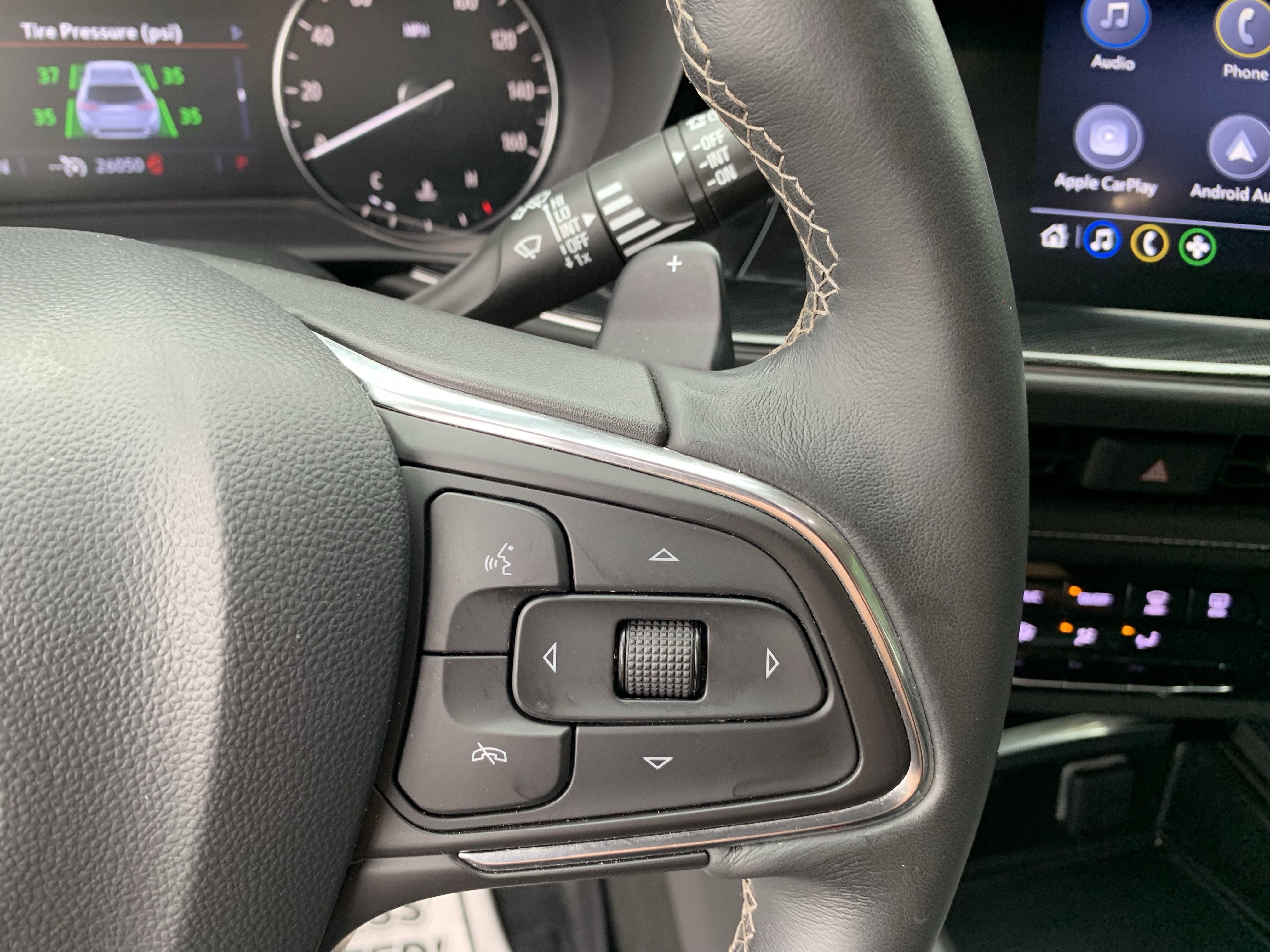 Used 2023 Buick Envision Preferred FWD image 20