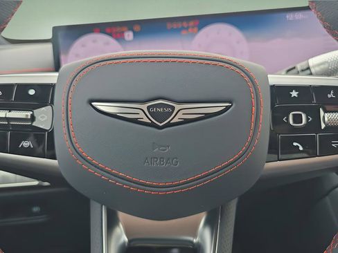 New 2026 Genesis GV70 2.5T Select AWD/4WD image 9