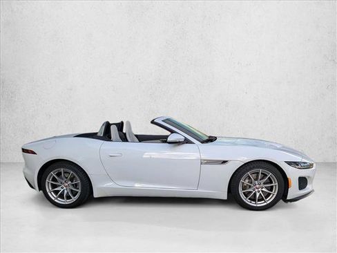 Used 2021 Jaguar F-TYPE Convertible RWD image 4