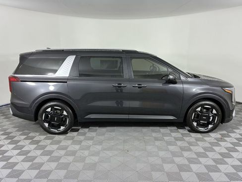 New 2026 Kia Carnival EX image 8