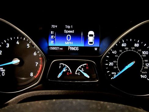Used 2016 Ford Focus SE w/ SE Sport Package FWD image 21