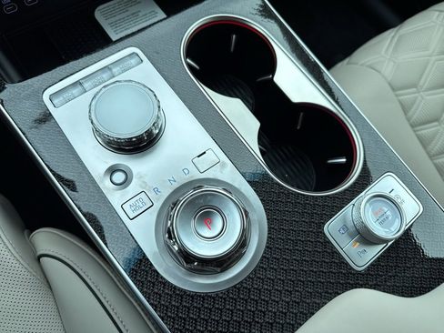 New 2026 Genesis GV80 3.5T e-SC image 5