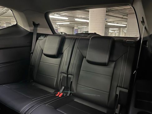 Certified 2023 Volkswagen Atlas SE image 23