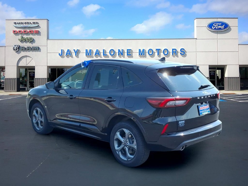 Certified 2024 Ford Escape ST-Line Select w/ Tech Pack #1 AWD/4WD image 5