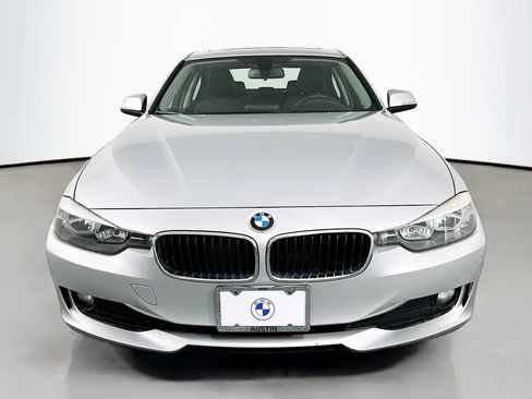 Used 2014 BMW 320i Sedan RWD image 2