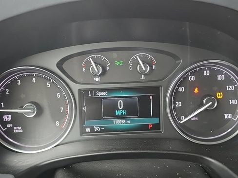 Used 2019 Buick Enclave Essence FWD image 5