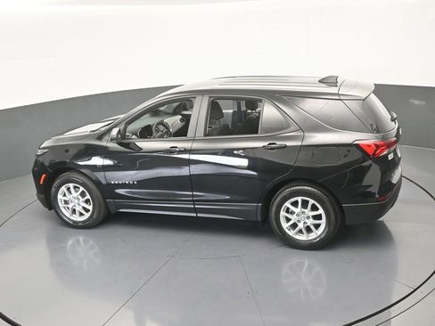 Used 2024 Chevrolet Equinox LS FWD image 45