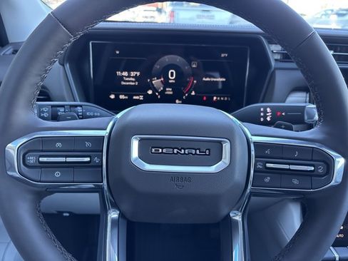 New 2026 GMC Terrain Denali w/ LPO, Black Badging Package image 29