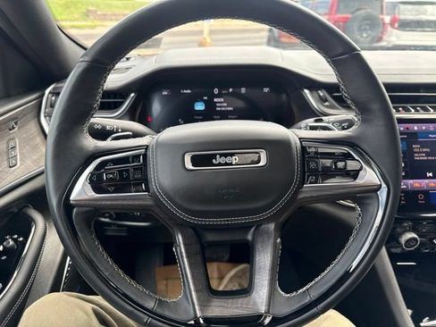 Used 2023 Jeep Grand Cherokee Overland w/ Adv Protech Group III AWD/4WD image 20