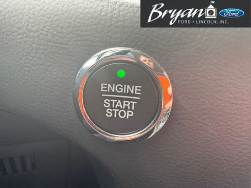 Used 2023 Ford Edge SEL w/ Convenience Package image 27