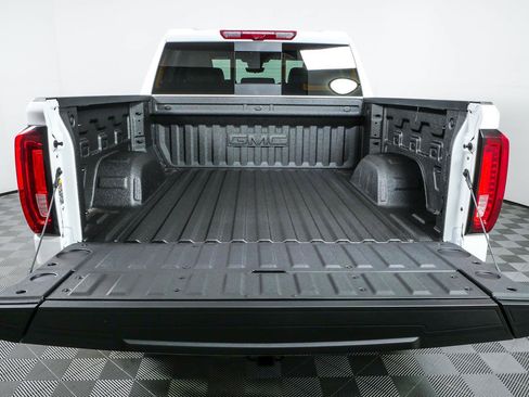 New 2026 GMC Sierra 1500 AT4 w/ AT4 Premium Package AWD/4WD image 31