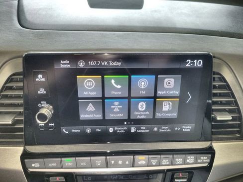 Used 2025 Honda Odyssey EX-L image 18
