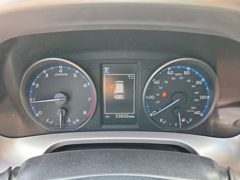 Used 2018 Toyota RAV4 XLE FWD image 22
