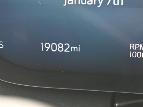 Used 2025 Buick Enclave Avenir image 22