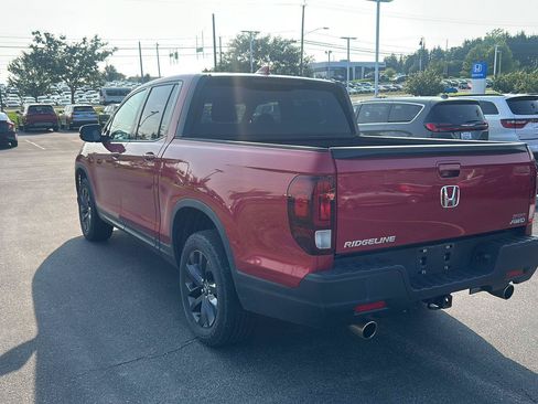 Used 2023 Honda Ridgeline Sport image 9