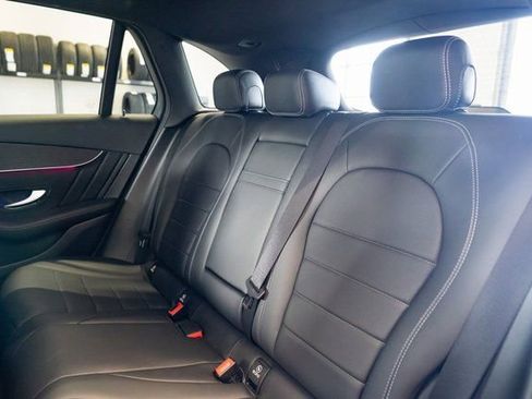 Used 2022 Mercedes-Benz GLC 300 4MATIC image 27
