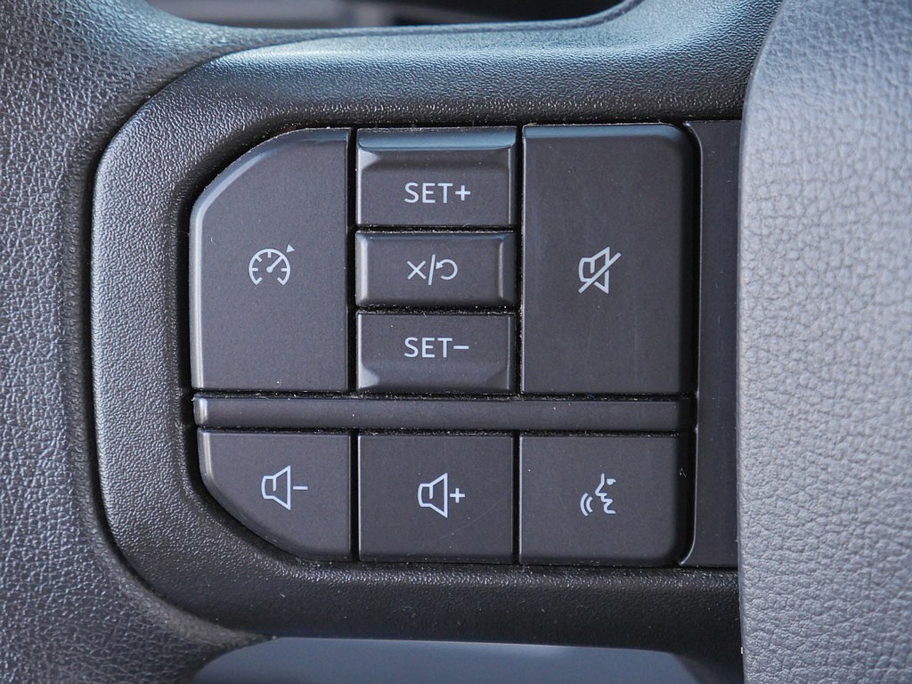 Used 2023 Ford F350 XLT AWD/4WD image 32