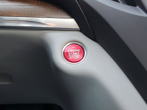 Used 2020 Acura MDX SH-AWD w/ Technology Package image 29