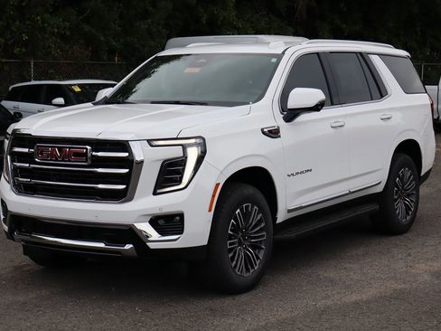 New 2026 GMC Yukon Elevation w/ LPO, Floor Liner Package image 2