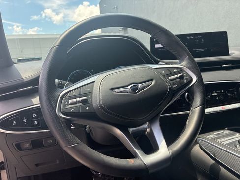 Used 2023 Genesis GV70 2.5T w/ Sport Prestige Package AWD/4WD image 19