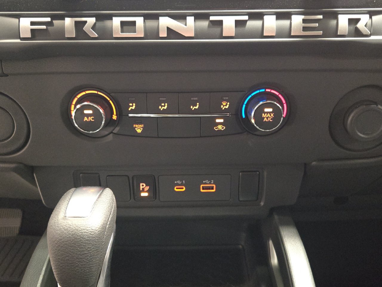 Certified 2025 Nissan Frontier SV RWD image 19