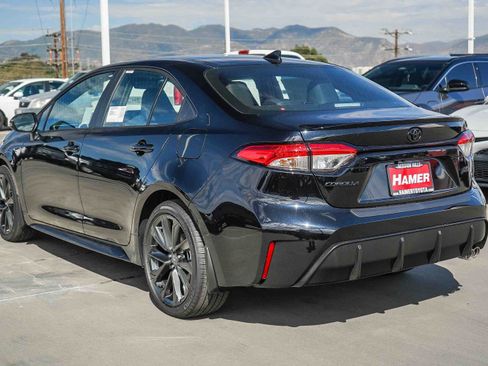 New 2026 Toyota Corolla SE FWD image 5