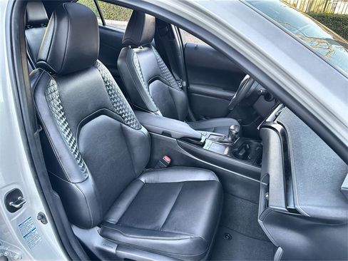 Used 2020 Lexus UX 250h w/ Premium Package image 25