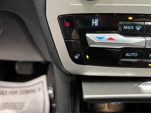 Used 2021 Ford Explorer XLT w/ Equipment Group 202A image 31