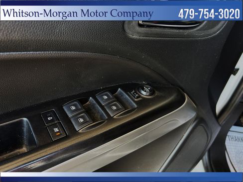 Used 2022 Chevrolet Colorado LT w/ LT Convenience Package image 16