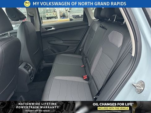 New 2026 Volkswagen Taos SE image 14