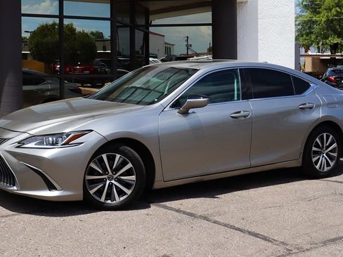 Used 2019 Lexus ES 350 FWD image 3