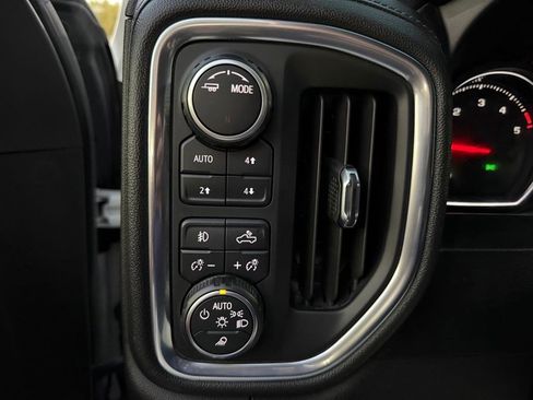 Used 2020 Chevrolet Silverado 2500 LTZ w/ LTZ Plus Package AWD/4WD image 8