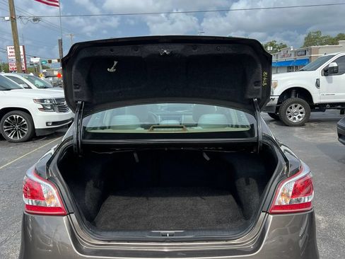 Used 2013 Nissan Altima 2.5 SV w/ 2.5SV Convenience Pkg FWD image 19