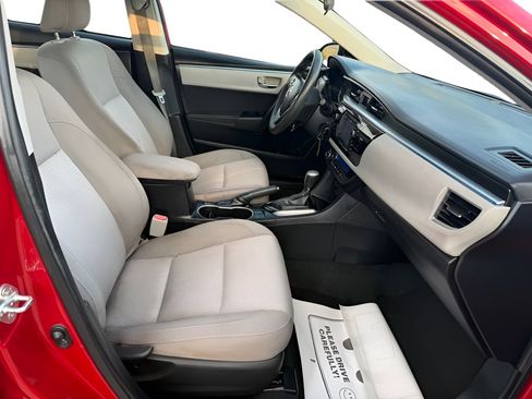 Used 2014 Toyota Corolla LE FWD image 11