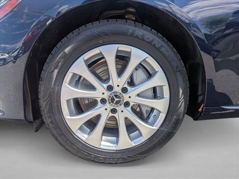 Used 2020 Mercedes-Benz E 350 4MATIC Sedan image 25