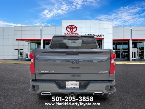 Used 2021 Chevrolet Silverado 1500 RST w/ Convenience Package II AWD/4WD image 4