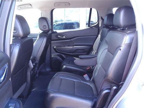 Used 2023 GMC Acadia SLT AWD/4WD image 6