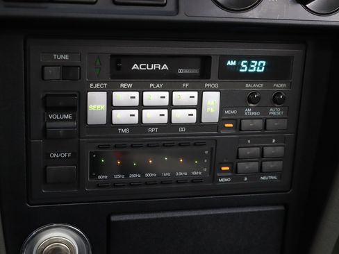 Used 1987 Acura Legend L image 17
