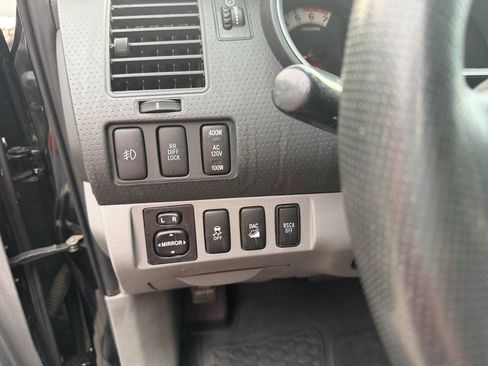Used 2012 Toyota Tacoma 4x4 Double Cab w/ TRD Off-Road Pkg image 22