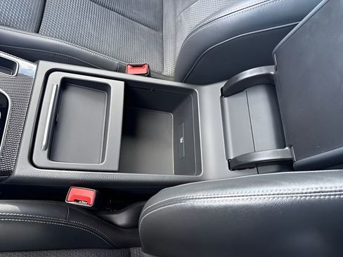 Used 2022 Audi SQ5 Premium w/ Convenience Package image 25