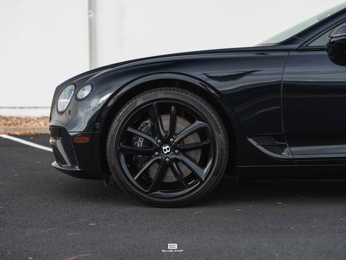 Used 2022 Bentley Continental GT image 3