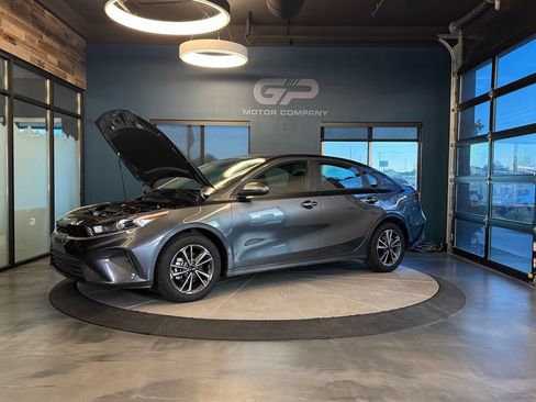 Used 2024 Kia Forte LXS FWD image 23