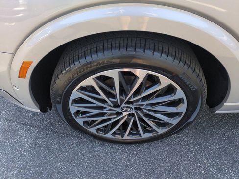 New 2026 Hyundai Palisade Calligraphy FWD image 12