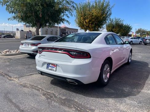 Used 2023 Dodge Charger SXT image 4