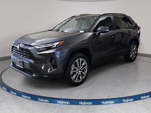 Used 2022 Toyota RAV4 XLE Premium AWD/4WD image 1