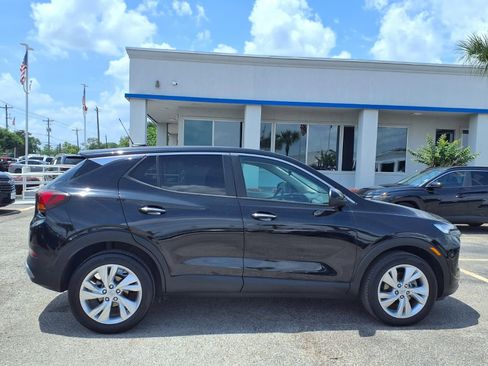 Used 2025 Buick Encore GX Preferred FWD image 21